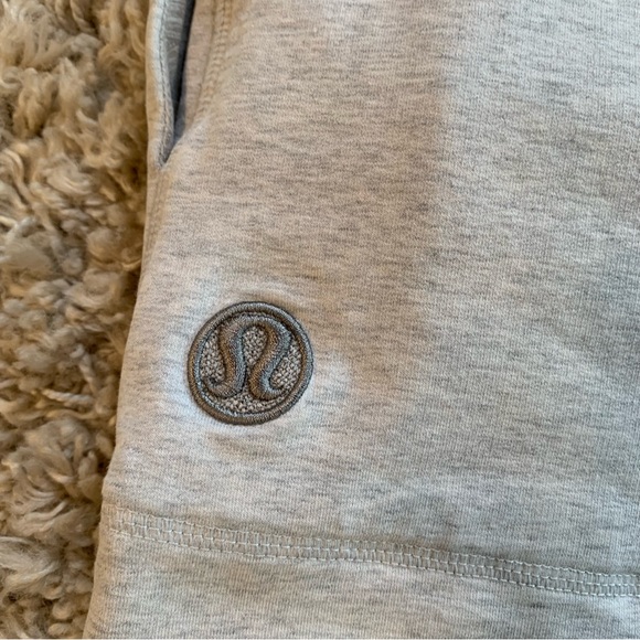 Lululemon Savasana Wrap Size 4 - Picture 13 of 16